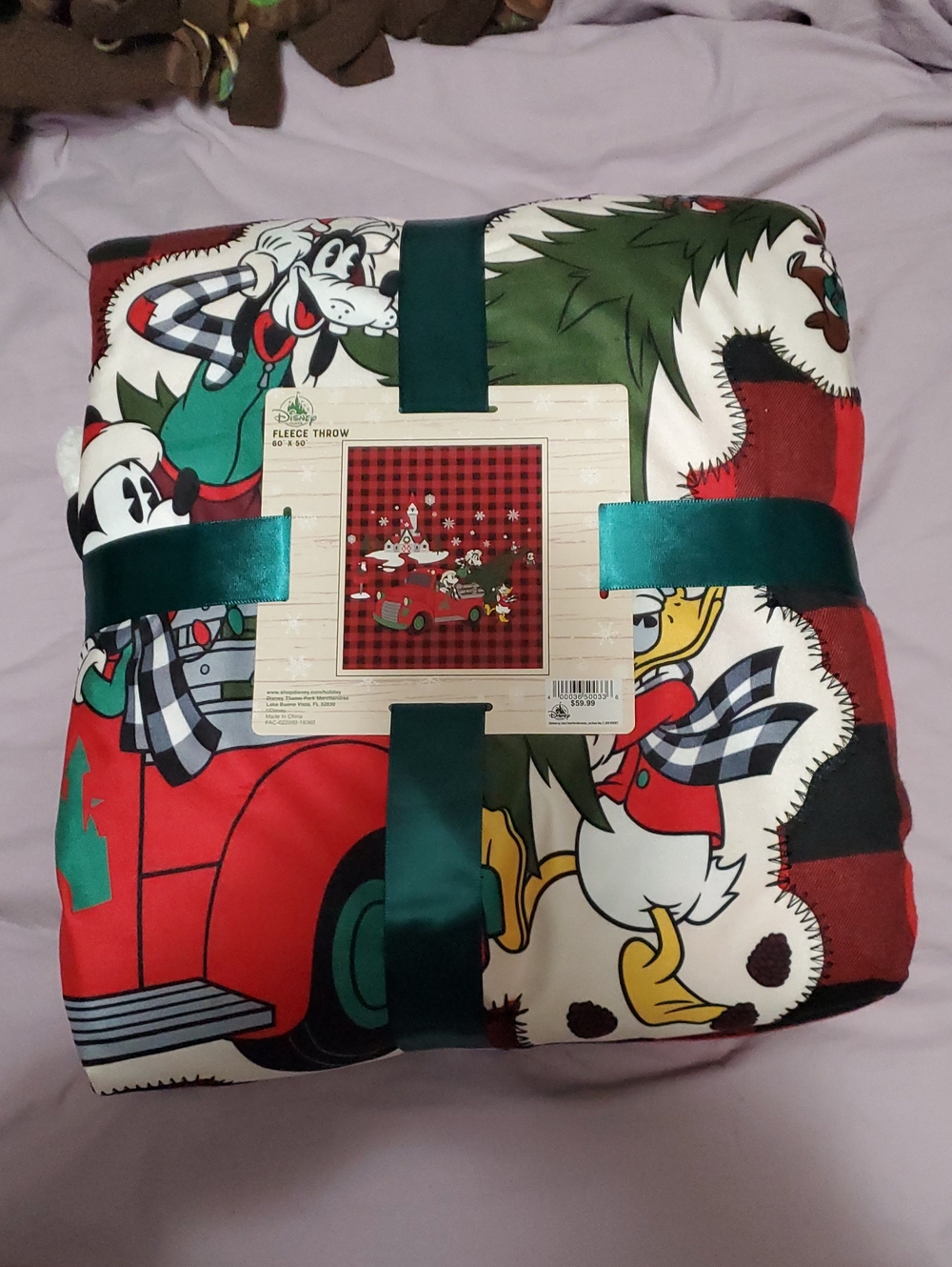 Disney Holiday Fleece Throw Blanket - 60x 50. Discontinued Mickey Donald Goofy